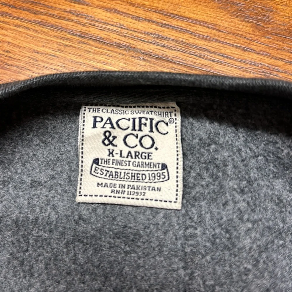 Cherokee North Carolina crew sweatshirt, size xl - Picture 3 of 3